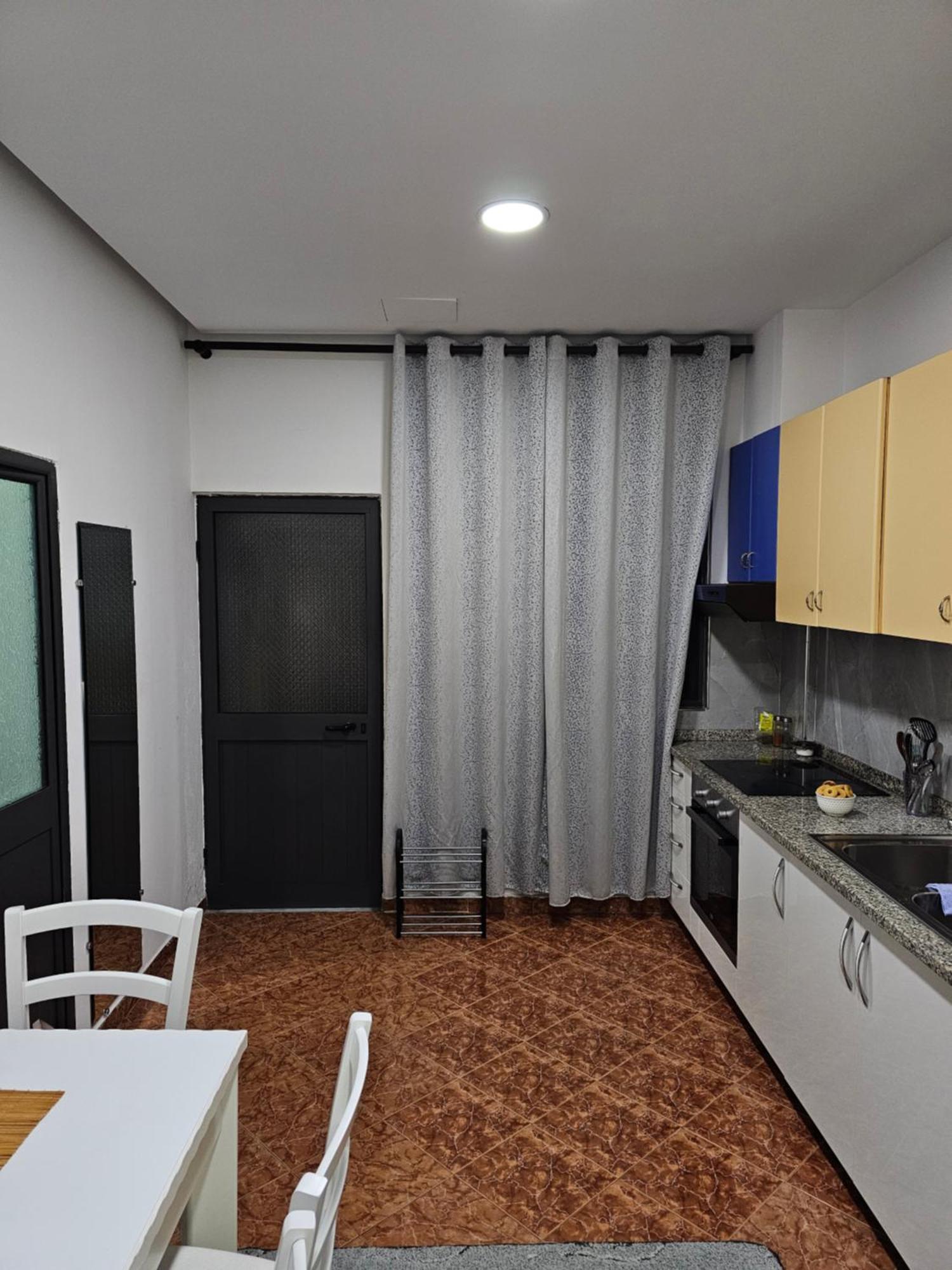Geljus Apartment Тирана Экстерьер фото